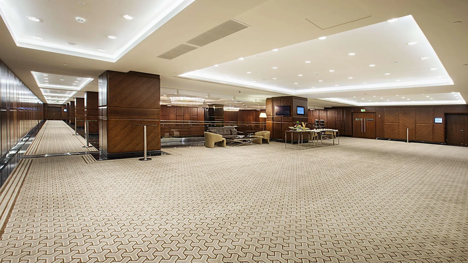 Doubletree By Hilton Istanbul-Avcilar Hotell  Istanbul