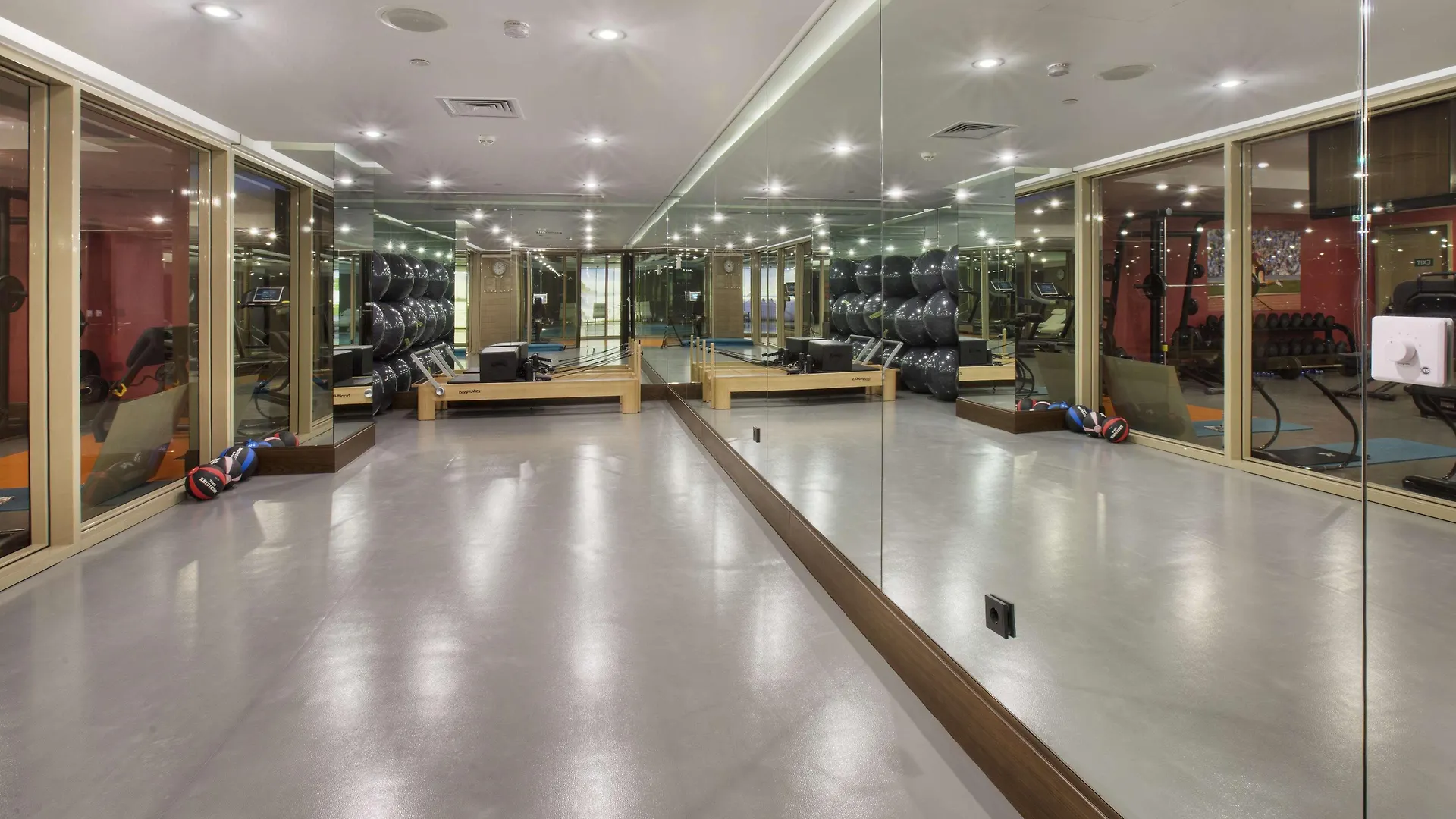Doubletree By Hilton Istanbul-Avcilar Hotel