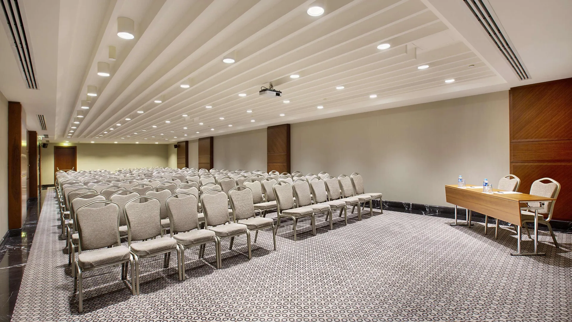 Doubletree By Hilton Istanbul-Avcilar Hotel